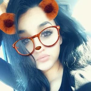 Meet your Posher, Yasmin